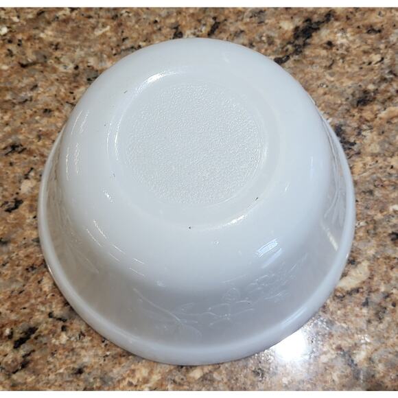 Federal Apple Blossom Small Nesting Mixing Bowl White Milk Glass - Picture 6 of 13